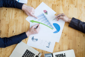 Como avaliar concorrentes com a Seu Cliente Oculto